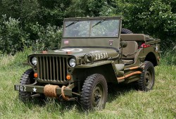 Willys_MB__1944_c.jpg